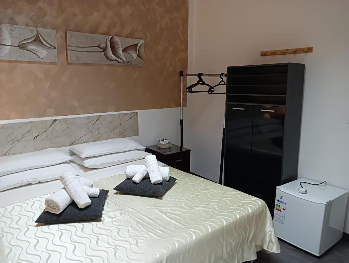 Bed and Breakfast Casa Al Porto Порто-Торрес Экстерьер фото